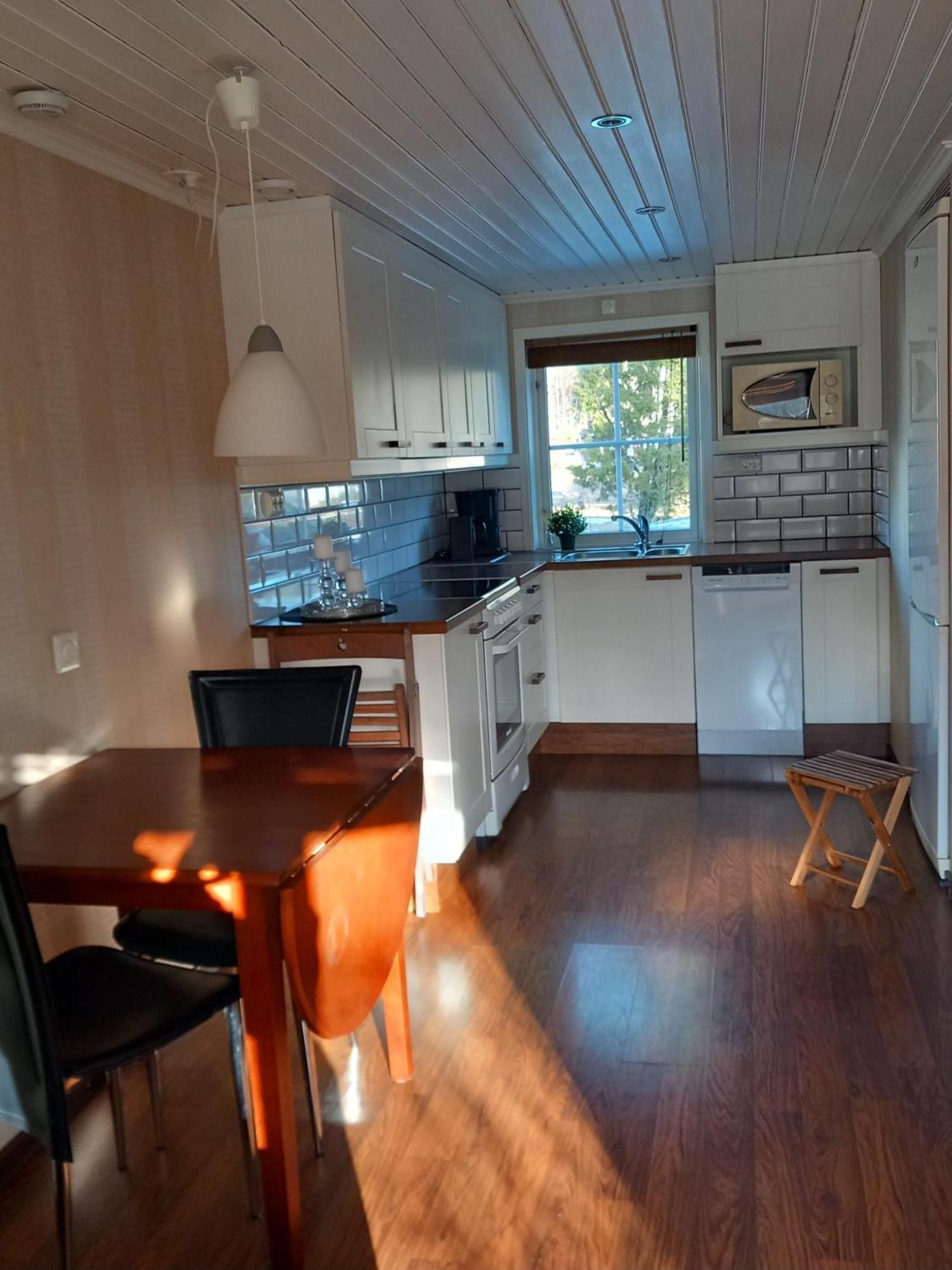 Guest House In Holmedal Årjäng Eksteriør bilde